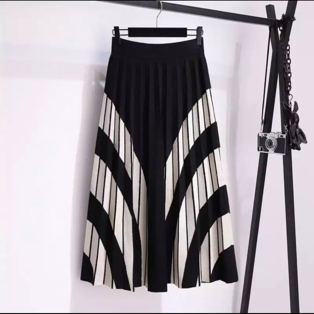 Pleated Skirt Womens Knitted Elastic High Waist A-line Long Skirt
